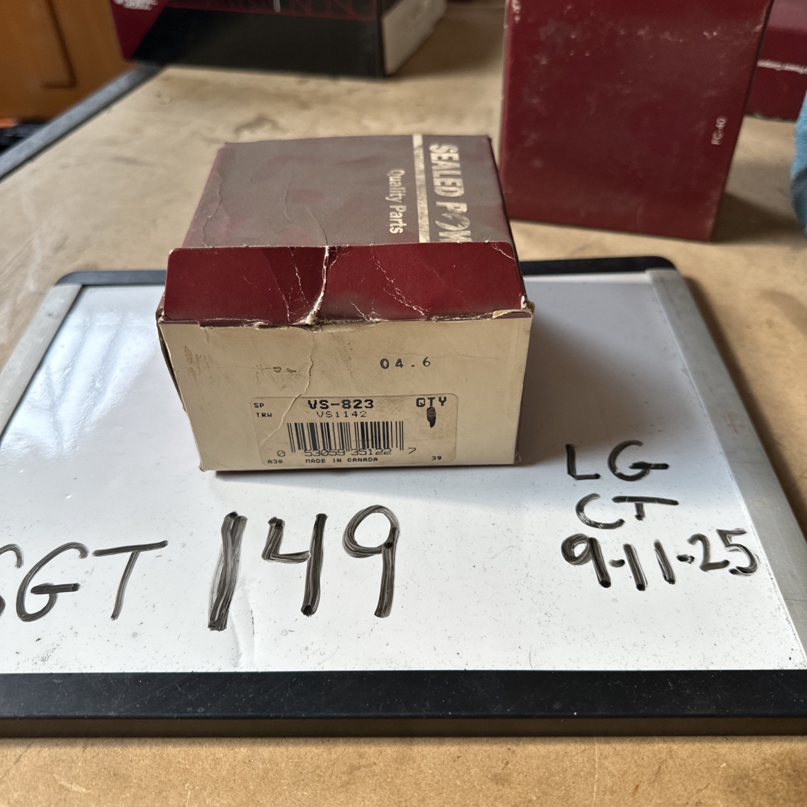 (1) Sealed Power  VS823 Exhaust Valve Spring  Vintage New Old Stock