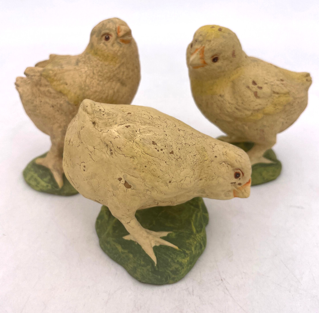 Department 56-Chick Figure, Set of 3 (3.5"each) #28054
