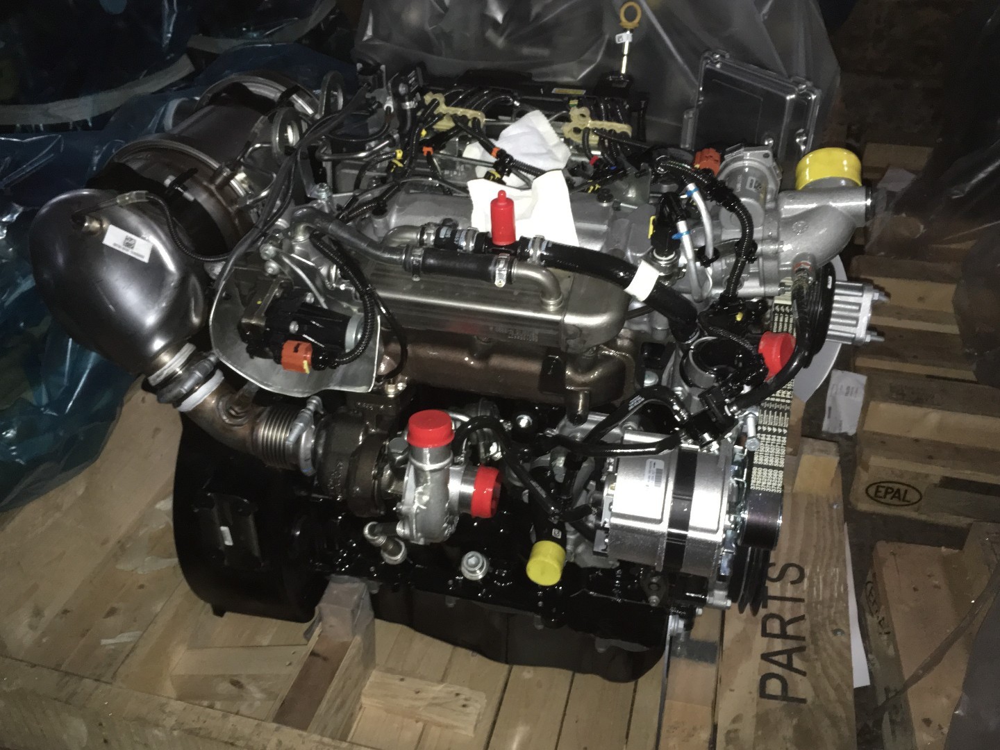Caterpillar(Perkins 3.4 74 kW) diesel Engine  New/Unused Digger/Crusher/Screener