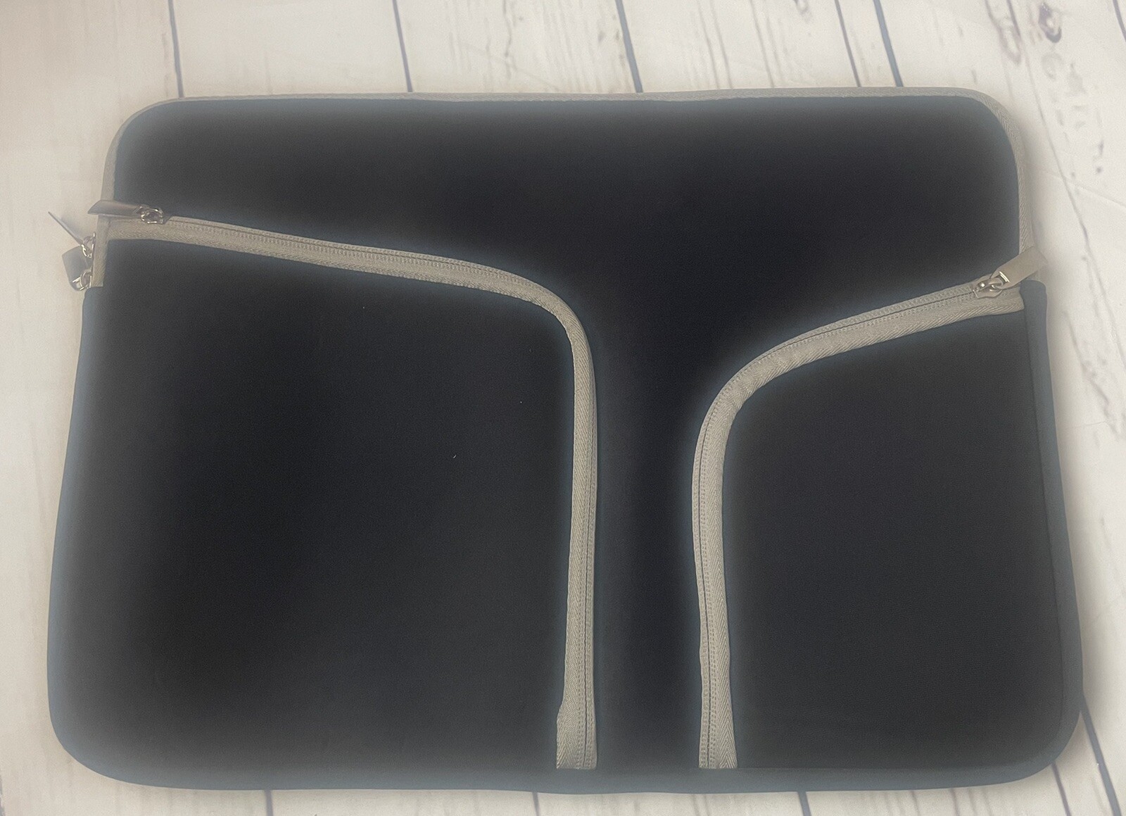 New Egiant Laptop Sleeve MacBook Pro 15.4” Black Zipper