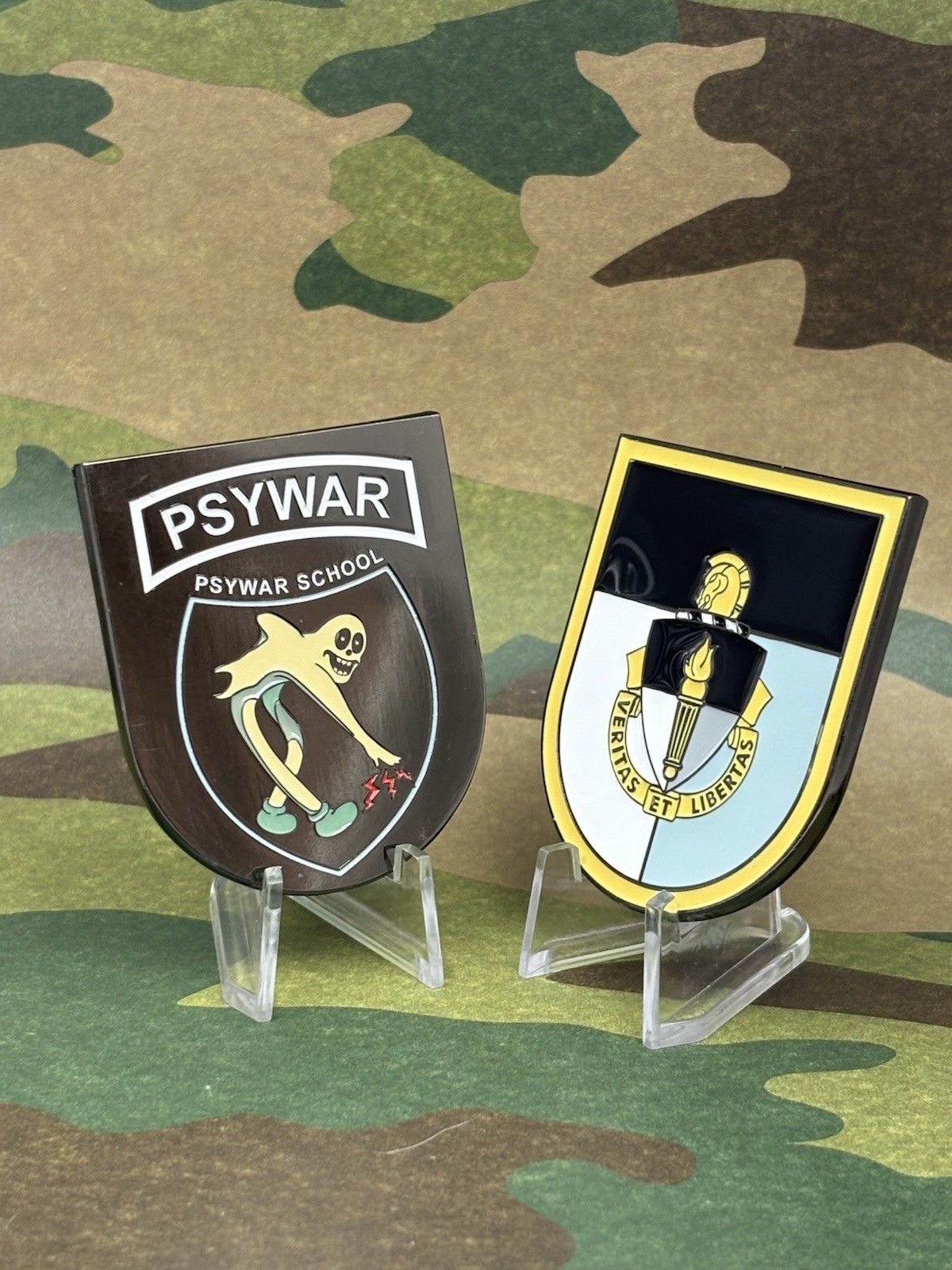 US Army JFK Special Warfare Center And PSYWAR School Challenge Coin  SWCS PSYOPS