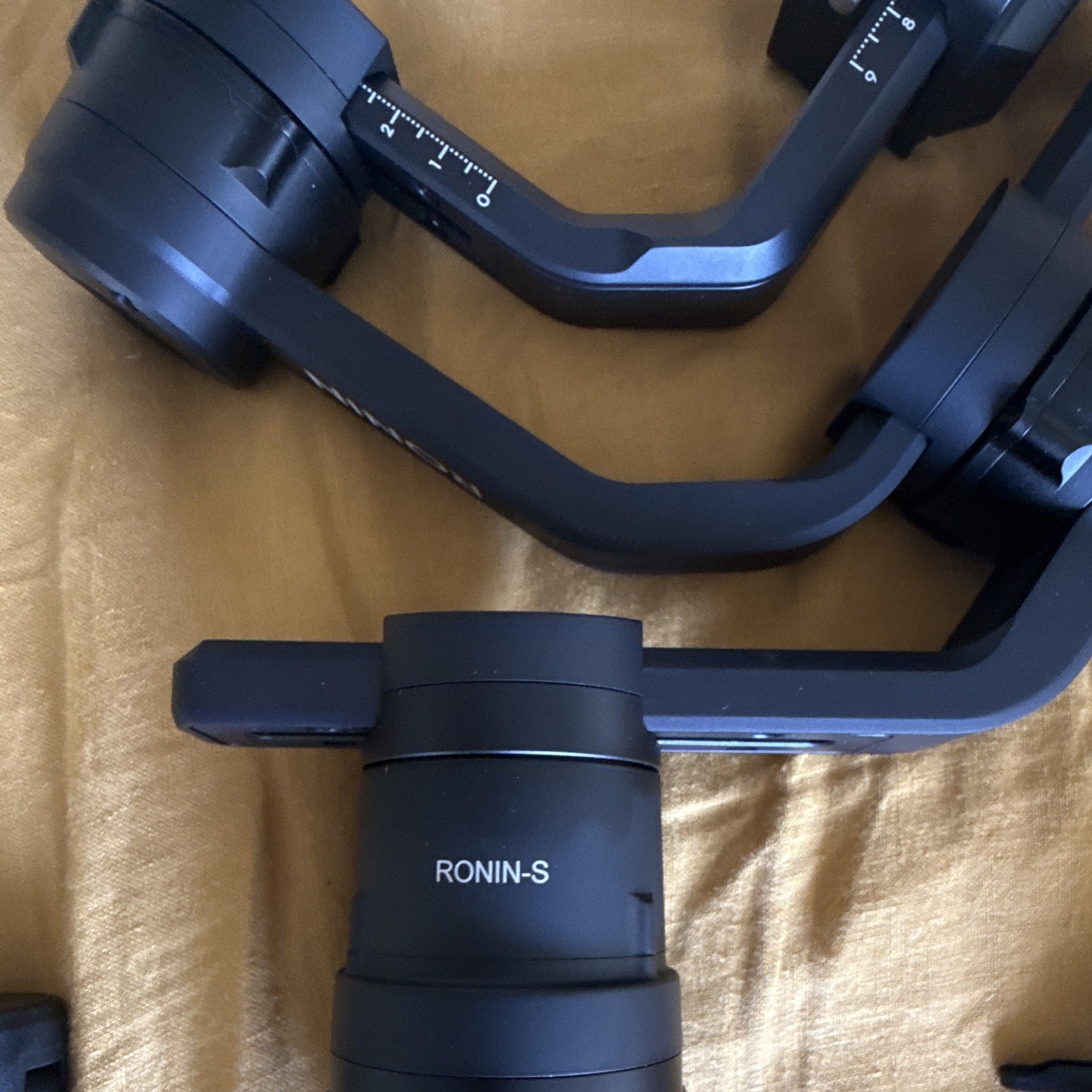 DJI Ronin-S 3-Axis Handheld Camera Gimbal Stabilizer, Quick Release Plate