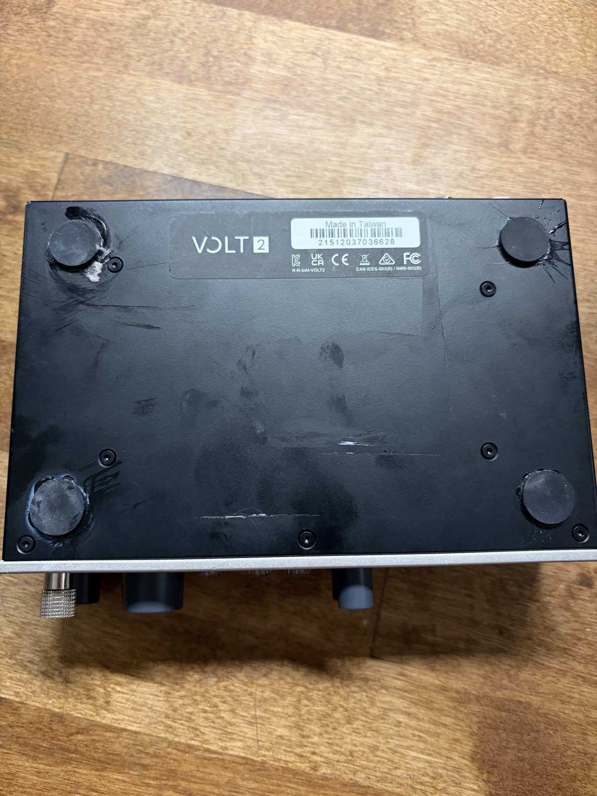 Universal Audio Volt 2 USB-C Audio Interface with 2 USB Cables