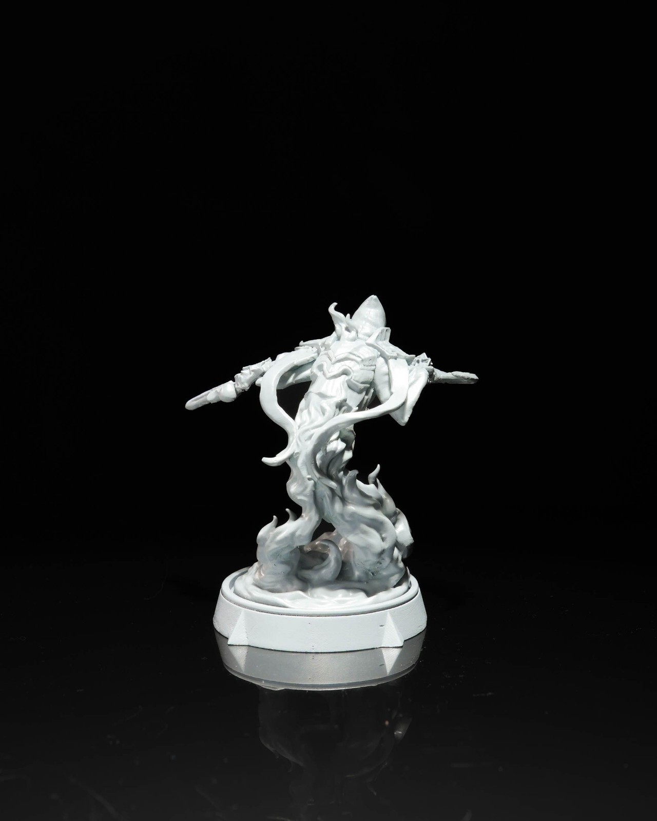 DnD Ghost with Daggers 32mm Scale (unpainted)