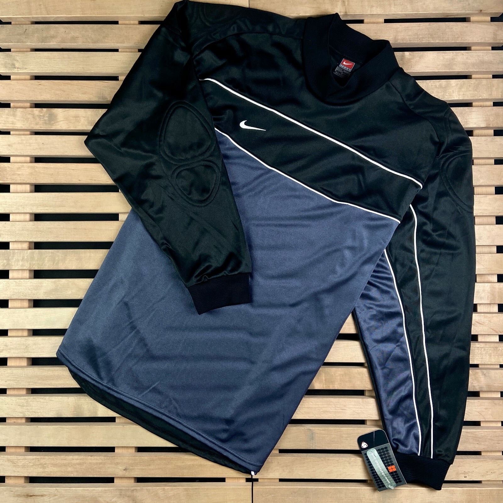 Mens Long Sleeve Sweatshirt Nike Team Vintage Size XXL 2XL
