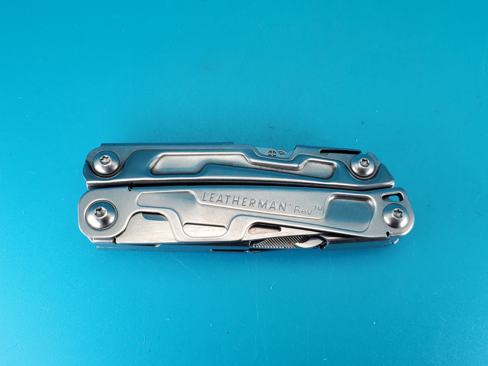 Leatherman Rev 3.8" Multi-Tool, Stainless!