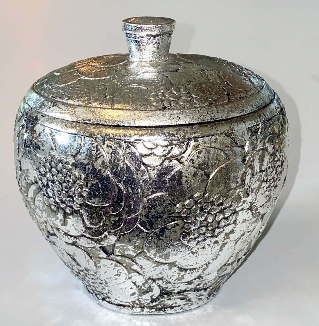 RAYMOND WAITES CARVED SILVER GRAY RESIN INTRICATE FLORAL PATTERN TRINKET BOX JAR