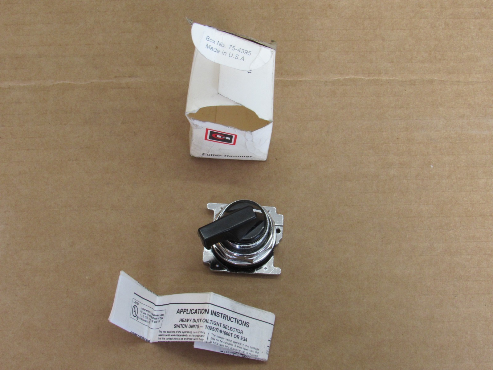Cutler Hammer selector switch 10250T3071 10250T 3071