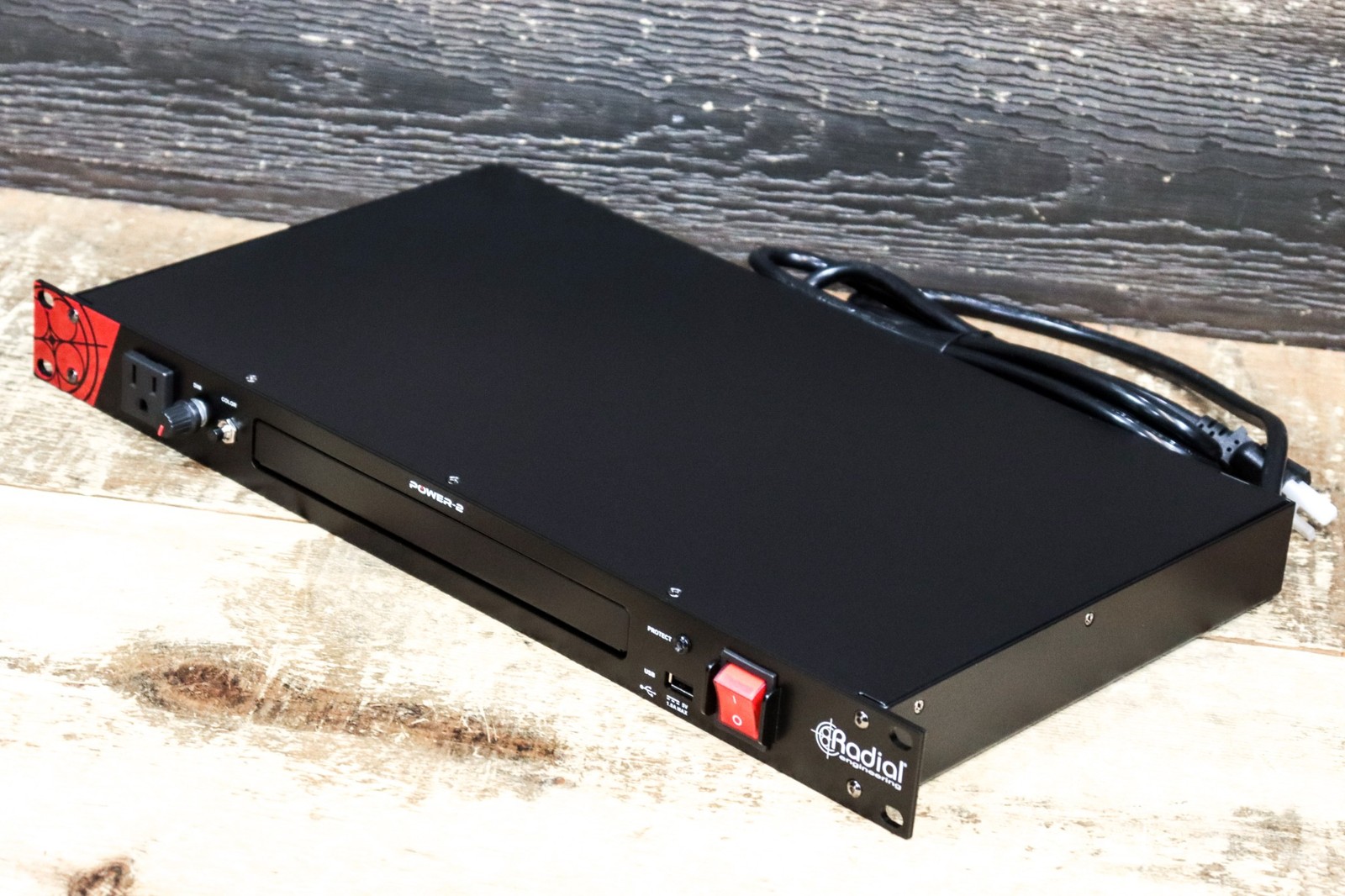Radial Engineering Power-2 Surge Suppressor & Power Conditioner LED Illumination