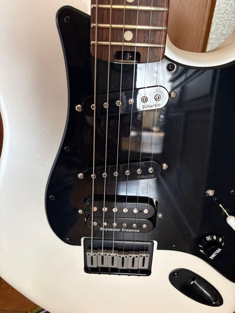 Charvel Jake E Lee Pro-Mod So-Cal Style1