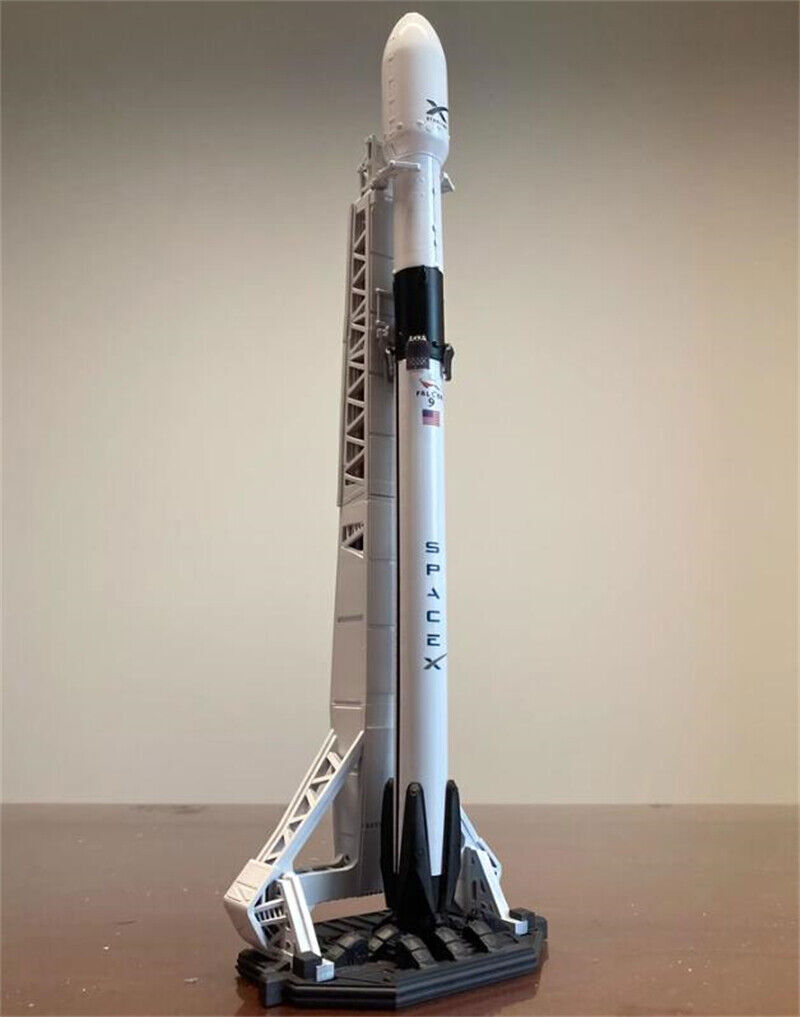 1: 200 Scale US Falcon 9 SpaceX Heavy Launch Tower Resin Model Toy 35cm Handmade