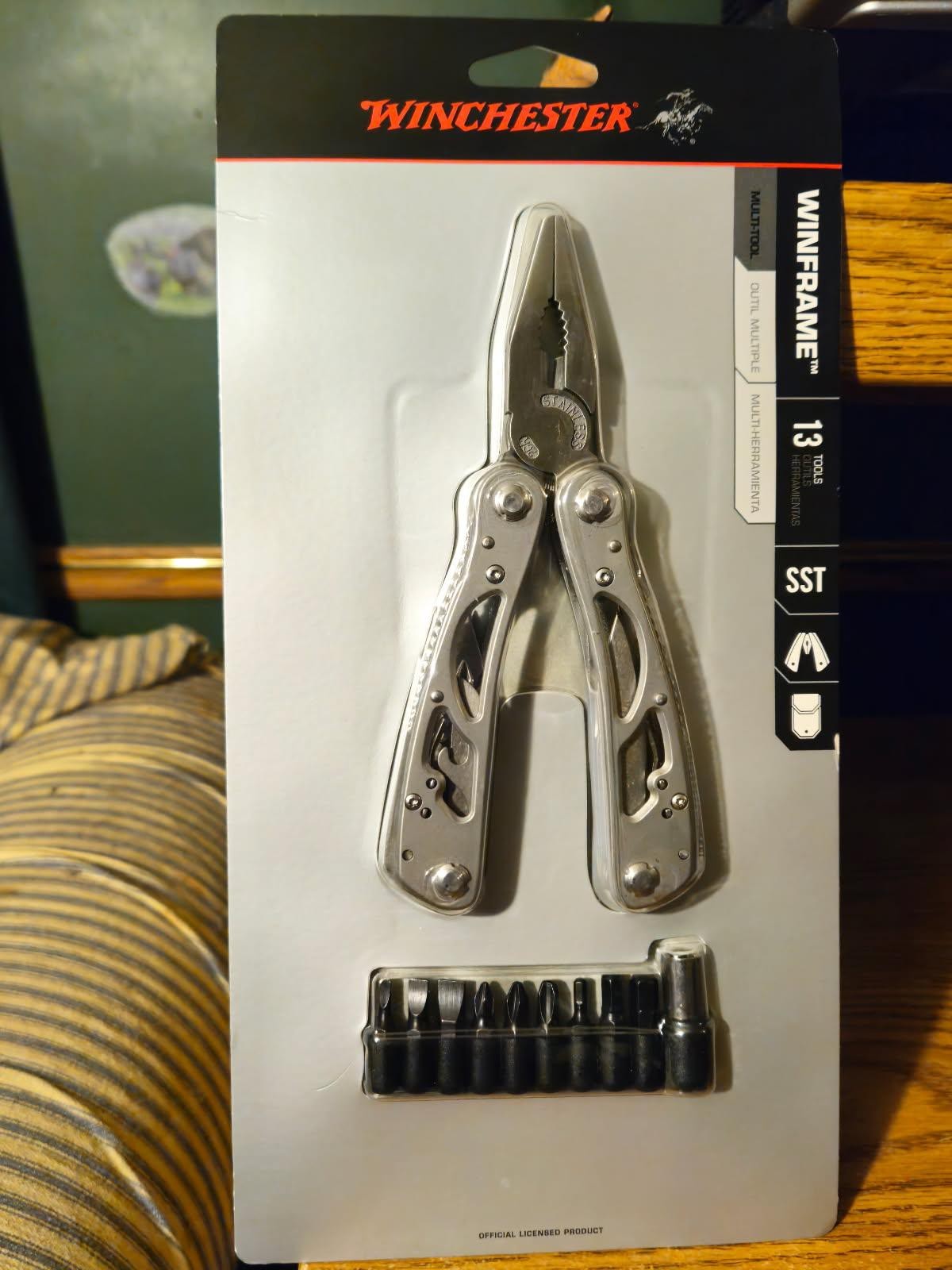 Winchester Winframe Hunting Outdoor 13 Multi-Tool Folding Plier Sheath 31-003432
