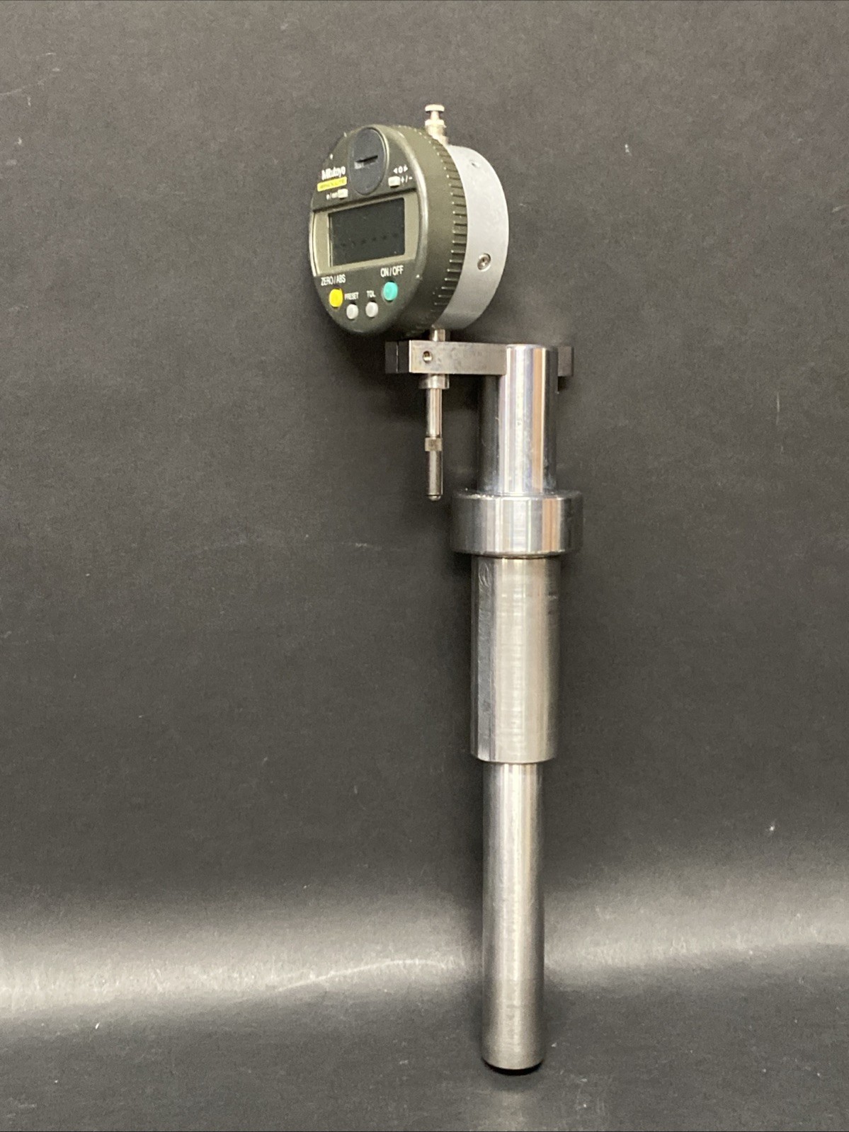 Mitutoyo Absolute 543-252B Digital Indicator  .5-.00005” With Mount YH