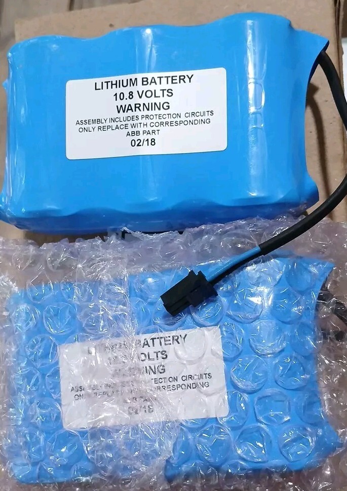 Lot Of 2 ABB Robotics 3HAC16831-1, Li-SOCI2, 10.8V. 17Ah Battery