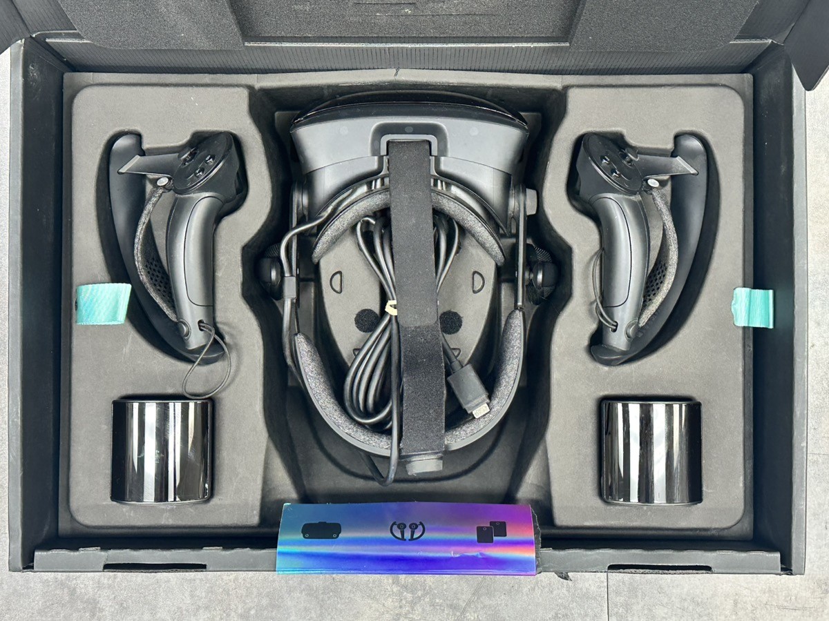 Valve Index PC Virtual Reality HMD Full Kit (PD1126109)