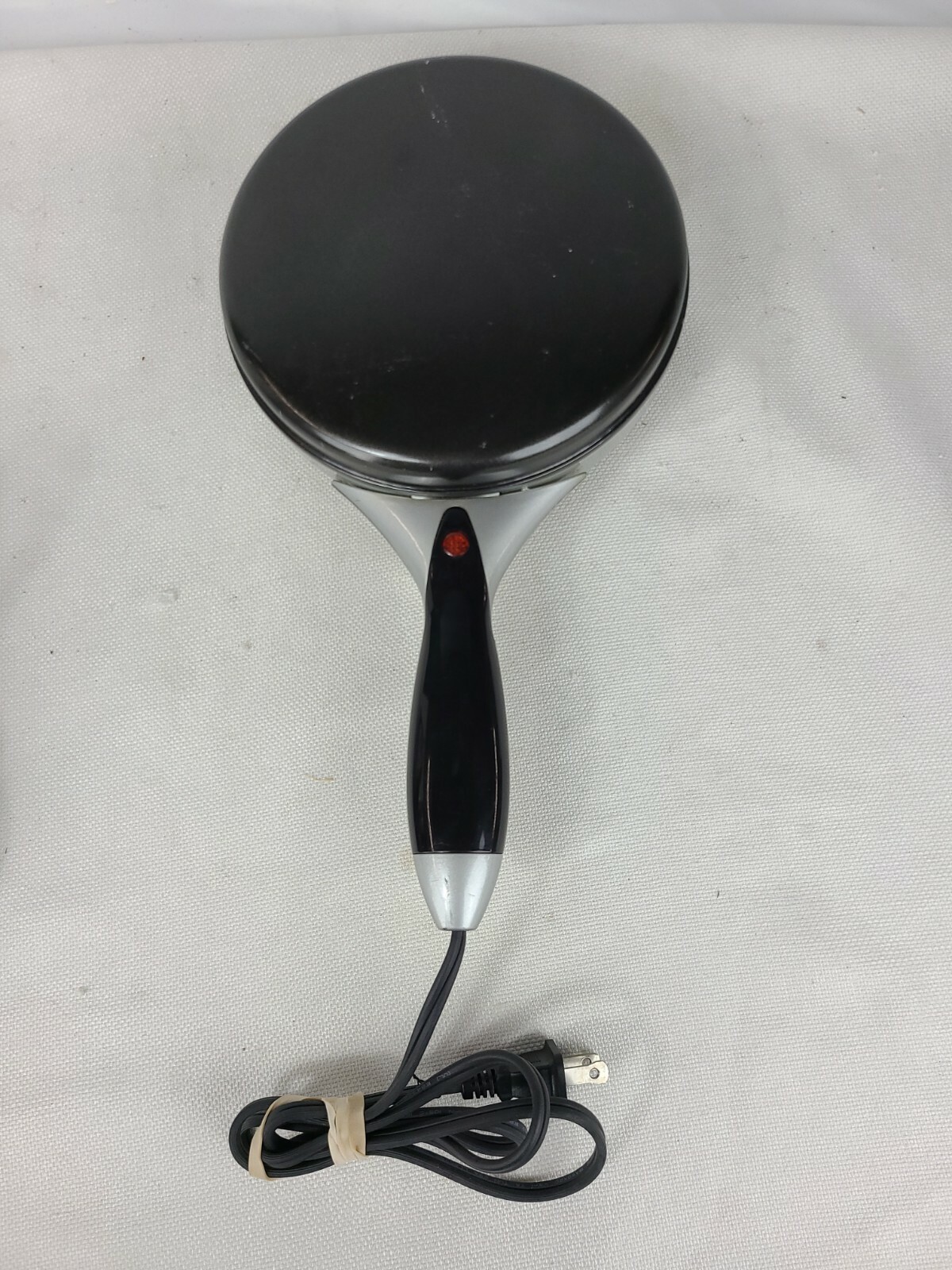 VillaWare Non Stick Electric Crepe Maker Pan Model No. 5225 (VI) (YG)
