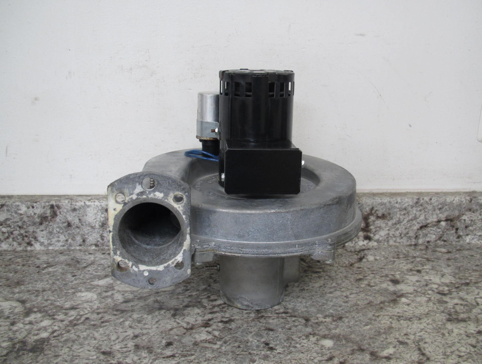 PVI / Conquest / Fasco 119467 / 70626047 Water Heater Inducer / Blower Motor