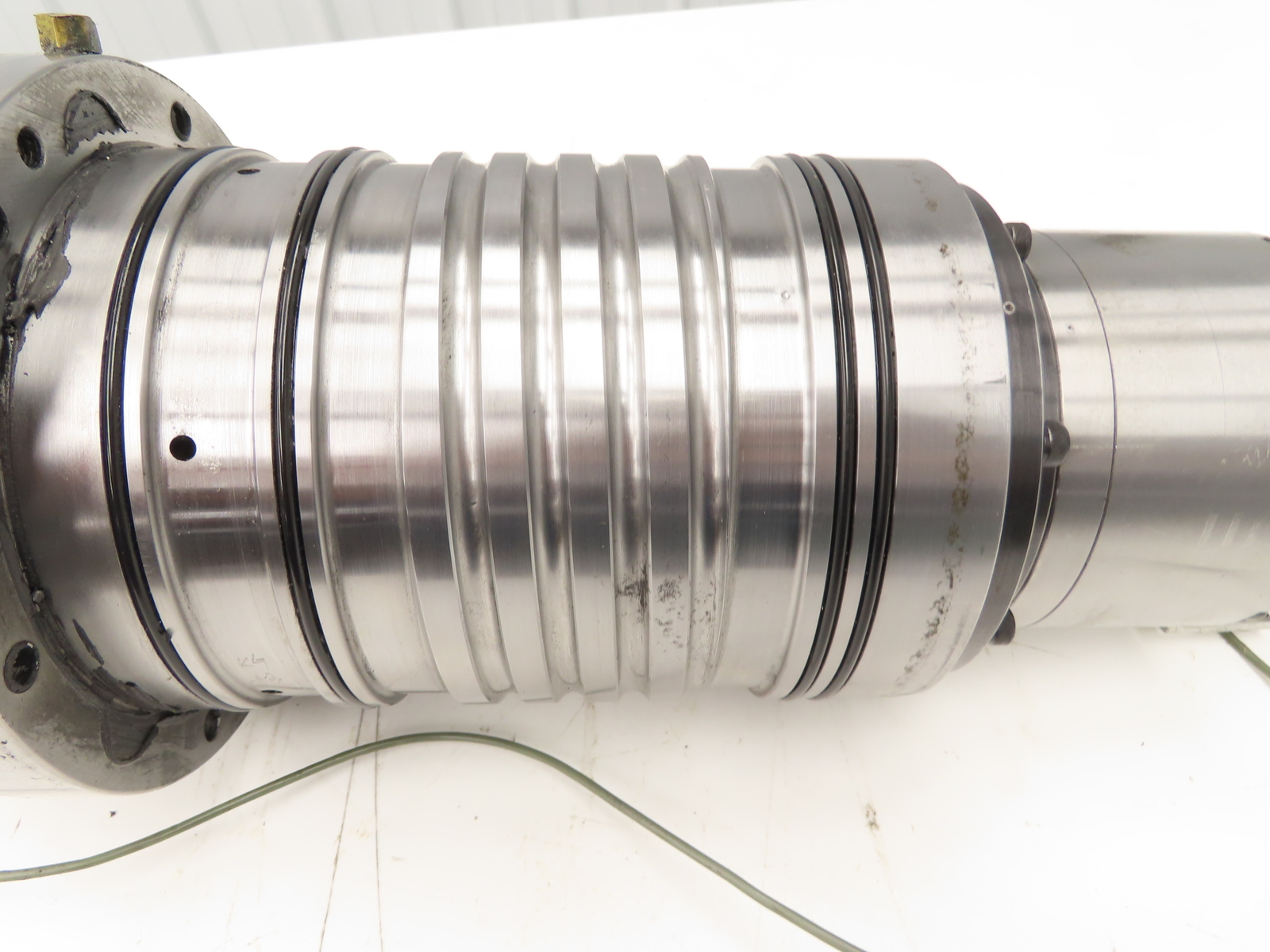 Milltronics VM20 A CNC Machine Spindle Assembly