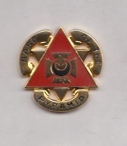 87th Maintenance Battalion crest DUI badge c/b clutchback V-21