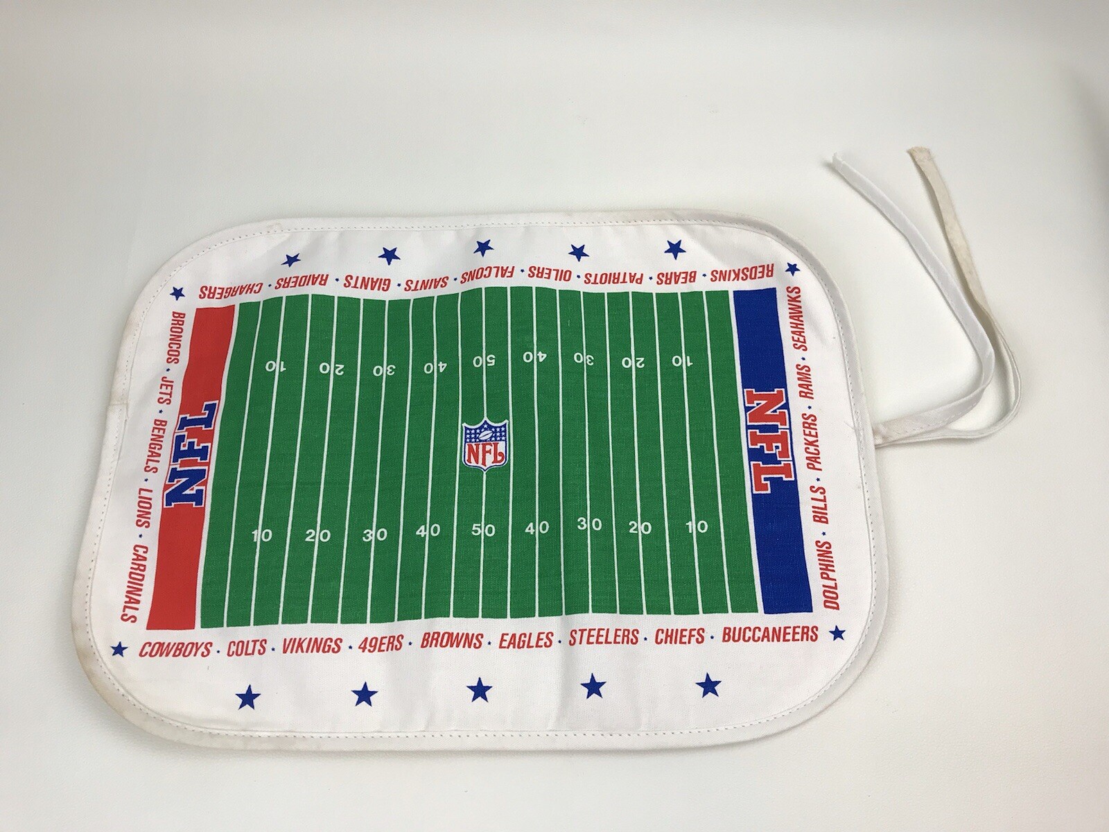 VTG 80’s NFL Football Fields  Woven Placemat Marilyn Meade Quilted 18x13” Rare