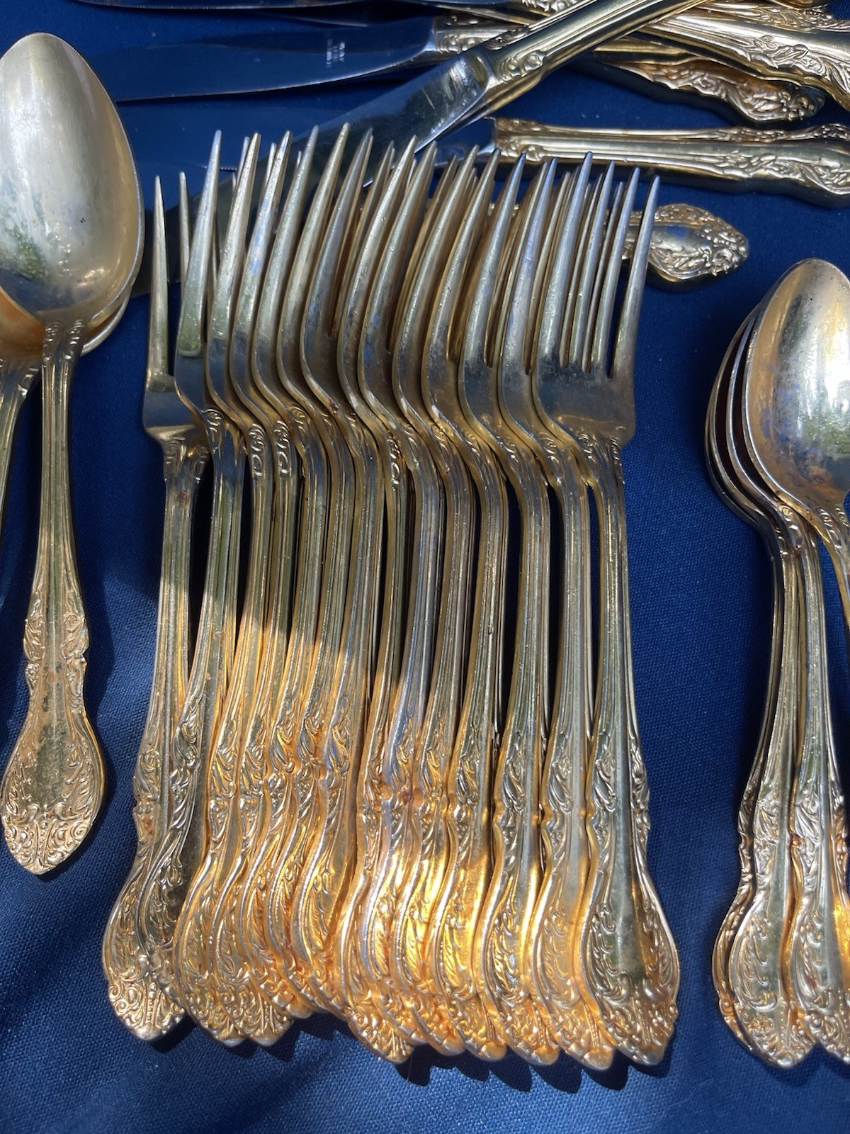 CAPCO JAPAN GOLD FLATWARE 42 Pieces