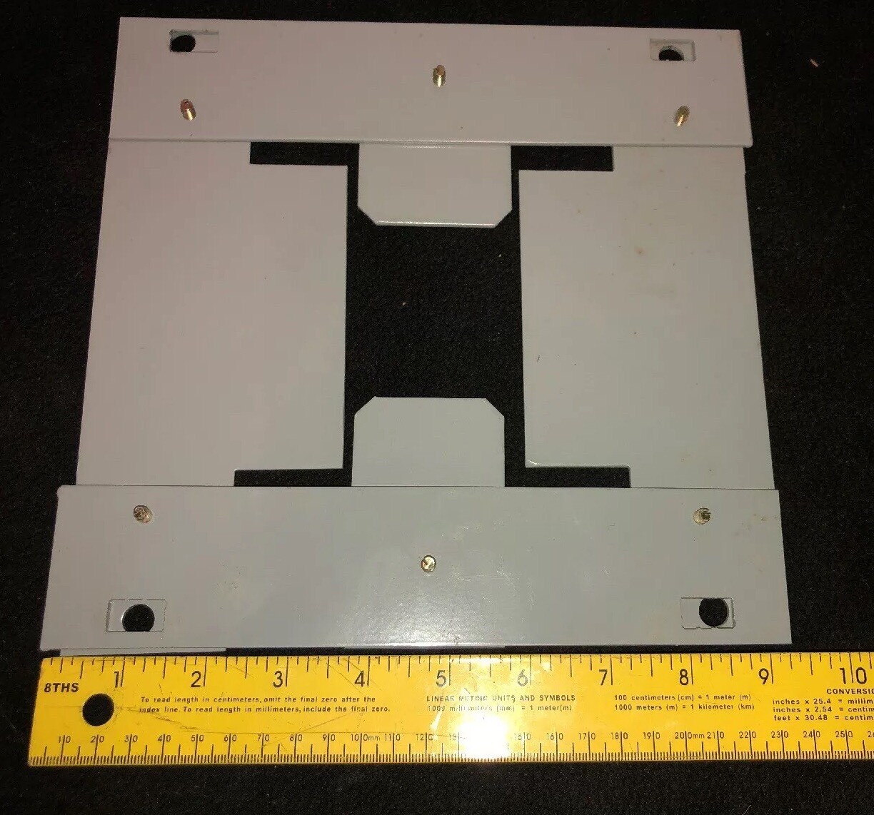 Cutler-Hammer Wall Flange 200% BUD0299G18