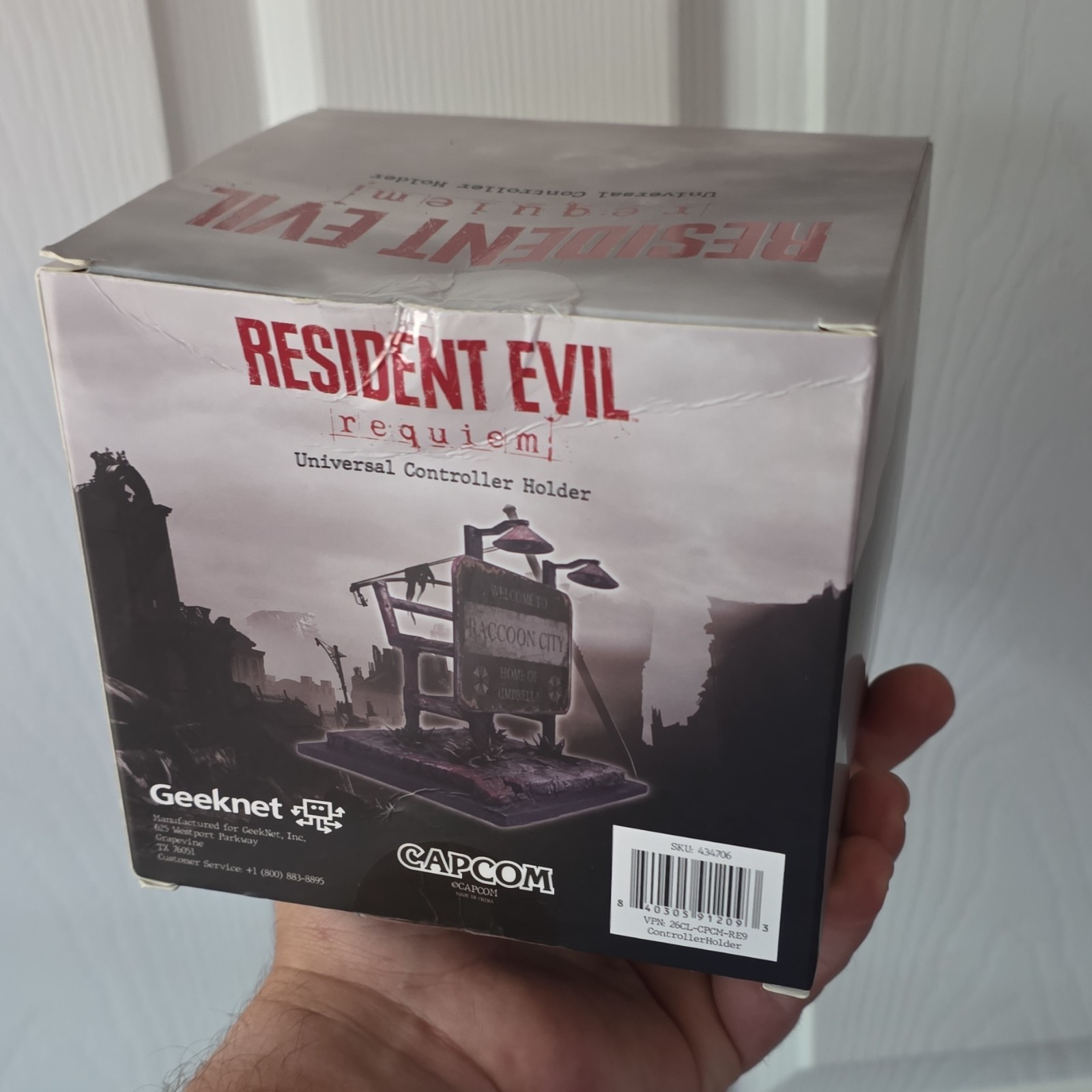 Capcom Resident Evil Requiem Universal Controller Holder Multicolor MPN 434706