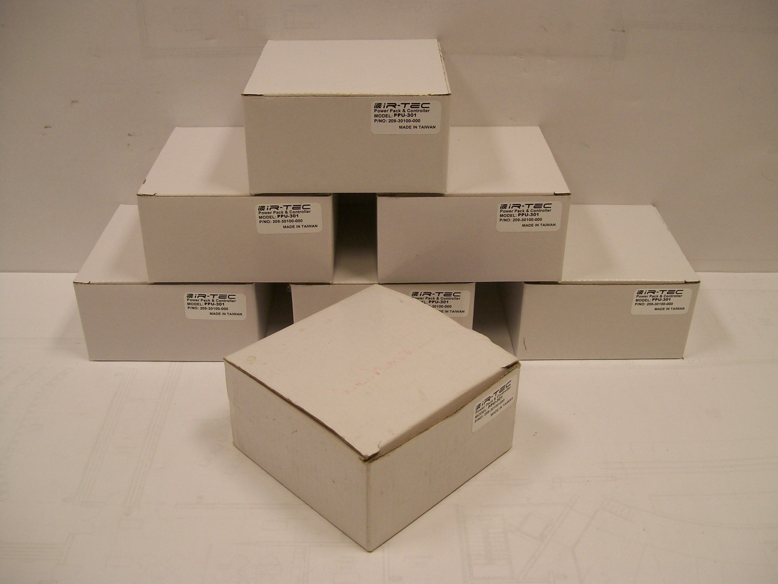 LOT OF 7 NEW IR-TEC #PPU-301 P/NO: 209-30100-000 Power Pack & Controller SAU3308
