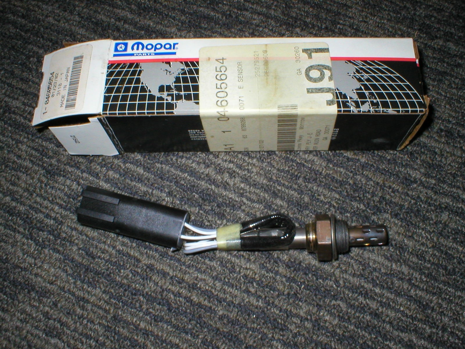 Oxygen Sensor Mopar 04605654 Fits Chrysler Dodge Jeep and others.