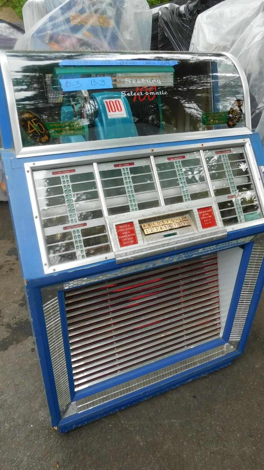 Seeburg B 100 jukebox 45 RPM selections amp and mech redone needs cosmetic