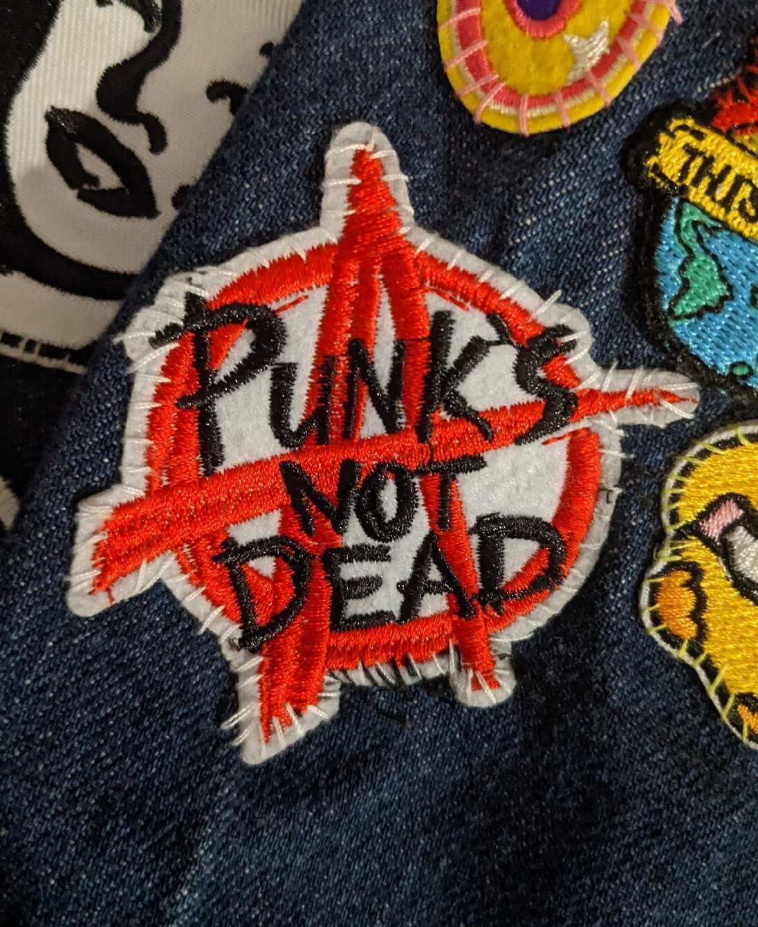 Punk's Not Dead Anarchy Symbol Goth Emo Biker Embroidered Iron Patch 3x2.5"