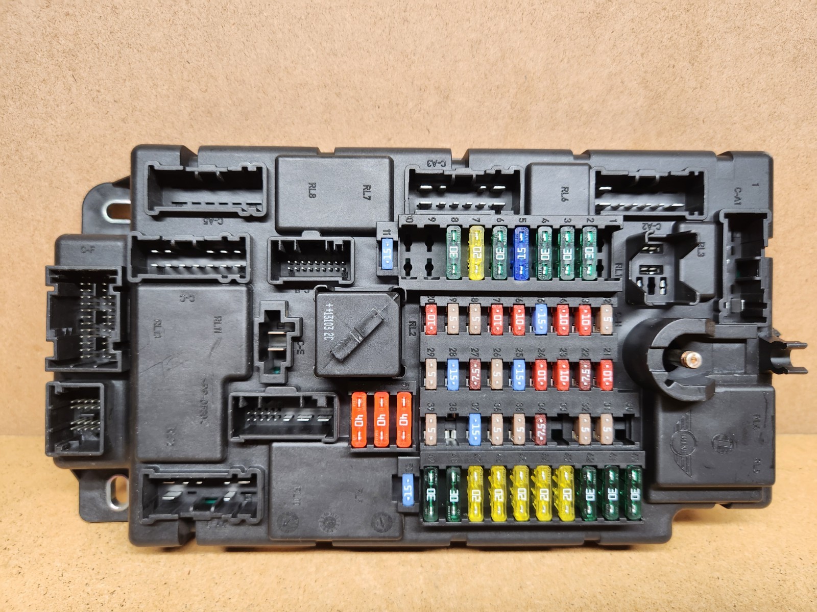 2007-2013 Mini Cooper Interior Fuse Box Part# 61353457413