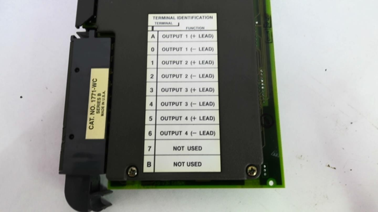 Allen Bradley 1771-OFE1 Analog Output Module