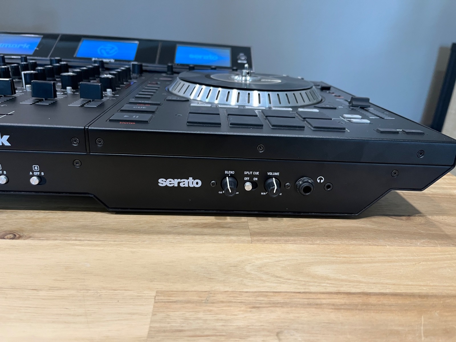 Numark NS7III Serato 4-Channel Motorized DJ Controller and Mixer with Display