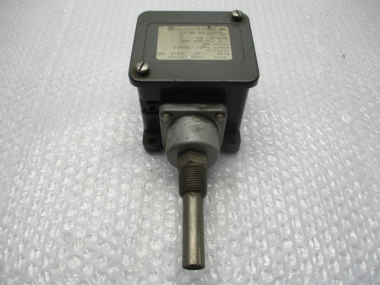 UNITED ELECTRIC B105120 TEMPERATURE CONTROLLER UNMP