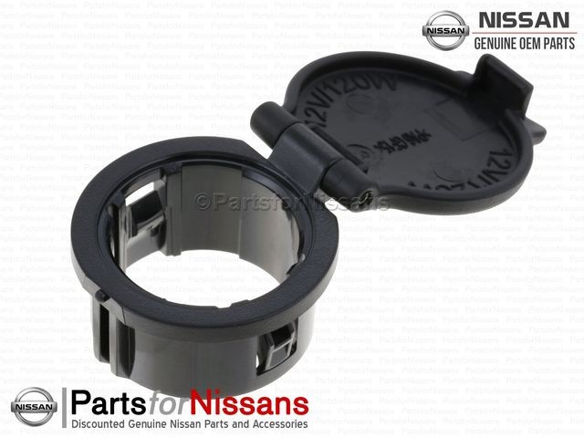 Genuine Nissan 12 Volt Accessory Power Outlet Cover 25339-ZV60A