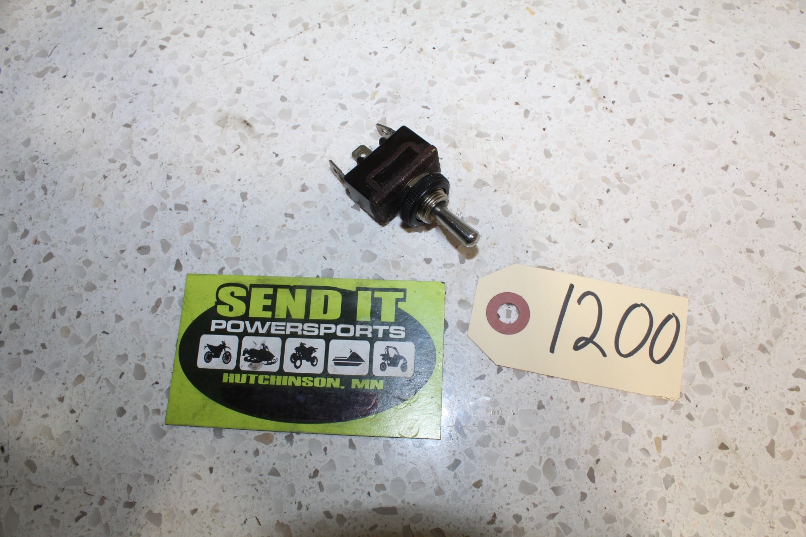 134	1997 Ski-Doo Formula Z	Heating Grip Switch	410107300