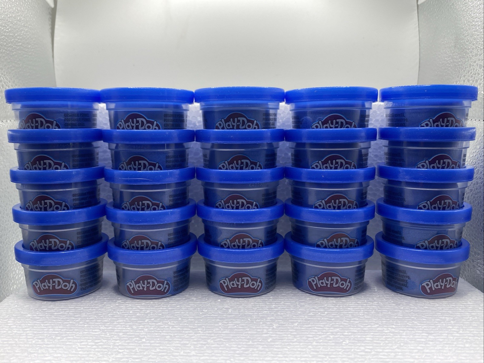 Hasbro Play-Doh (25) 1 Ounce Containers SPARKLY BLUE SAPPHIRE