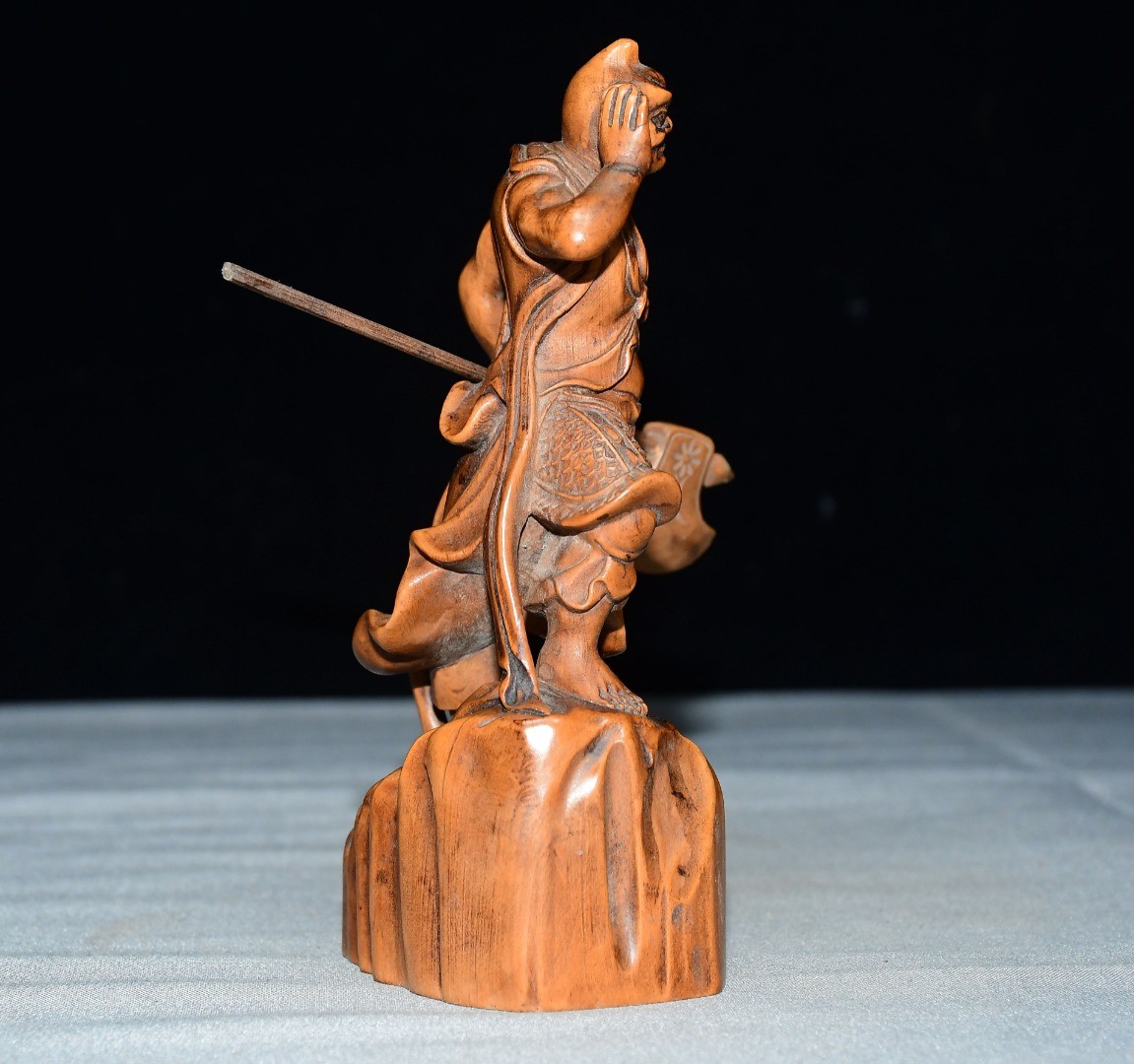 Exquisite Small Leaf Boxwood Wind Ear Ornament