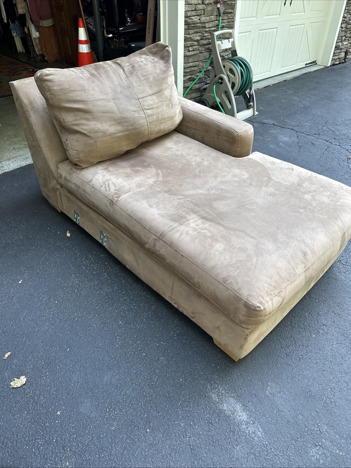 Chaise Lounge Chair