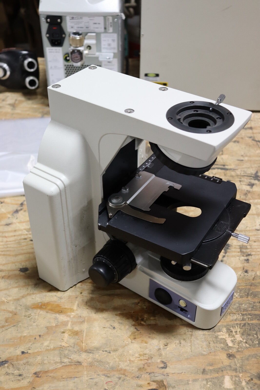 Nikon Eclipse E400 Microscope  BODY