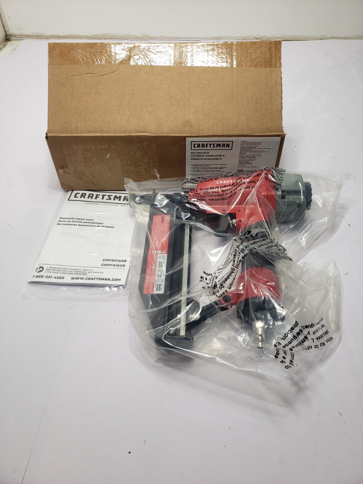 Craftsman CMPFN16SB 16GA Gauge Finish Nailer 2-1/2" New Open BOX NA8522552