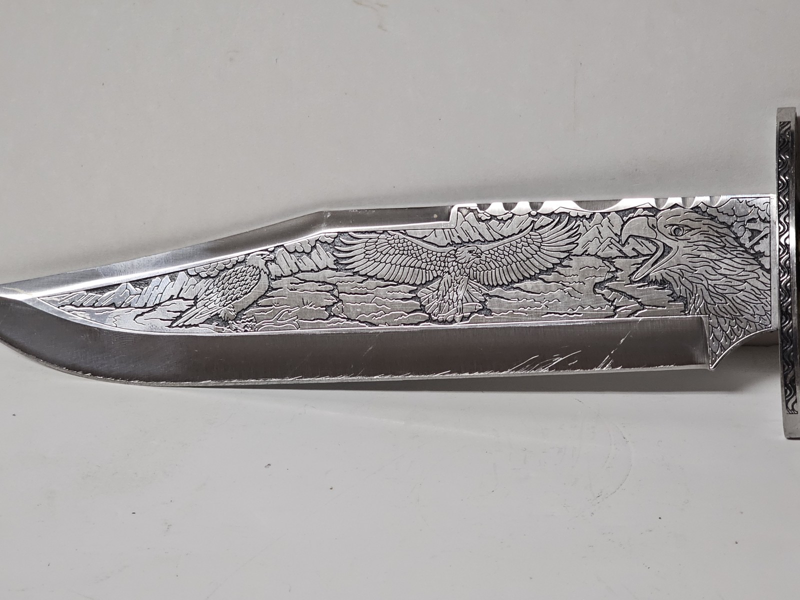 Eagle Decorative Dagger with Matching Eagle & Antler Display Stand