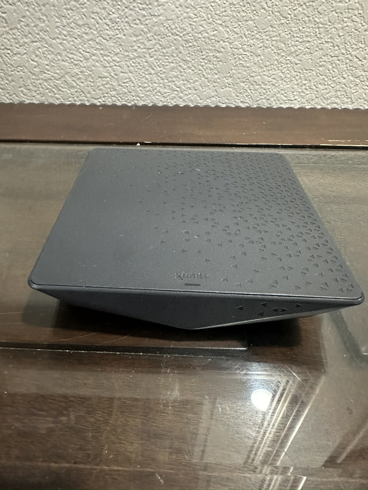 Xfinity Xi6-T TX061AEI Streaming Box with AC adapter