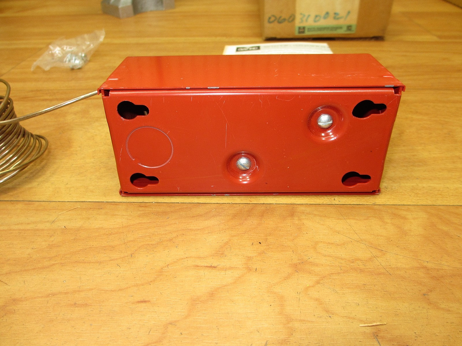 White Rodgers 265-1 *NEW OLD STK* Temperature Controller Thermostat