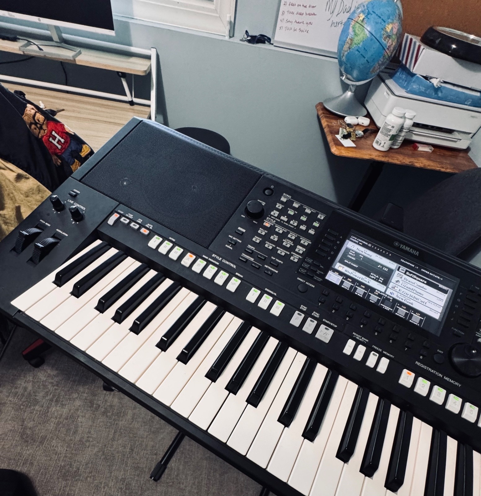 yamaha keyboard psr s775