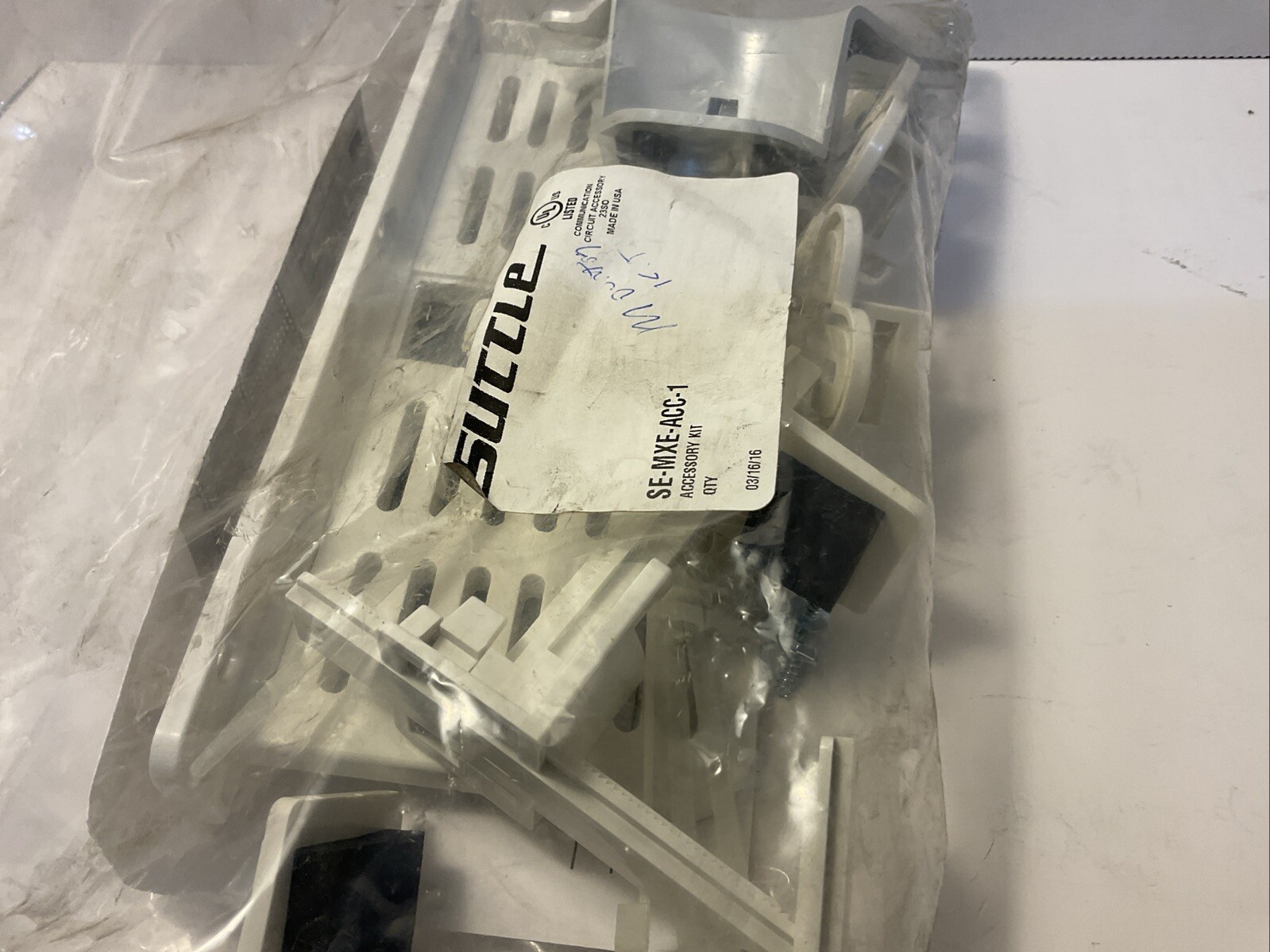 Suttle SE MXE ACC 1 Mounting Kit Brand New Lot Of 4