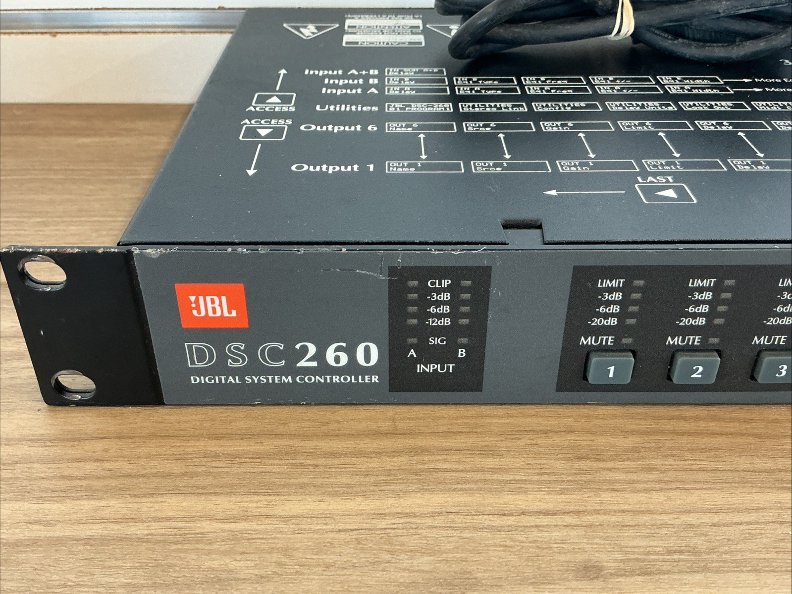 JBL DSC260 Digital System Controller