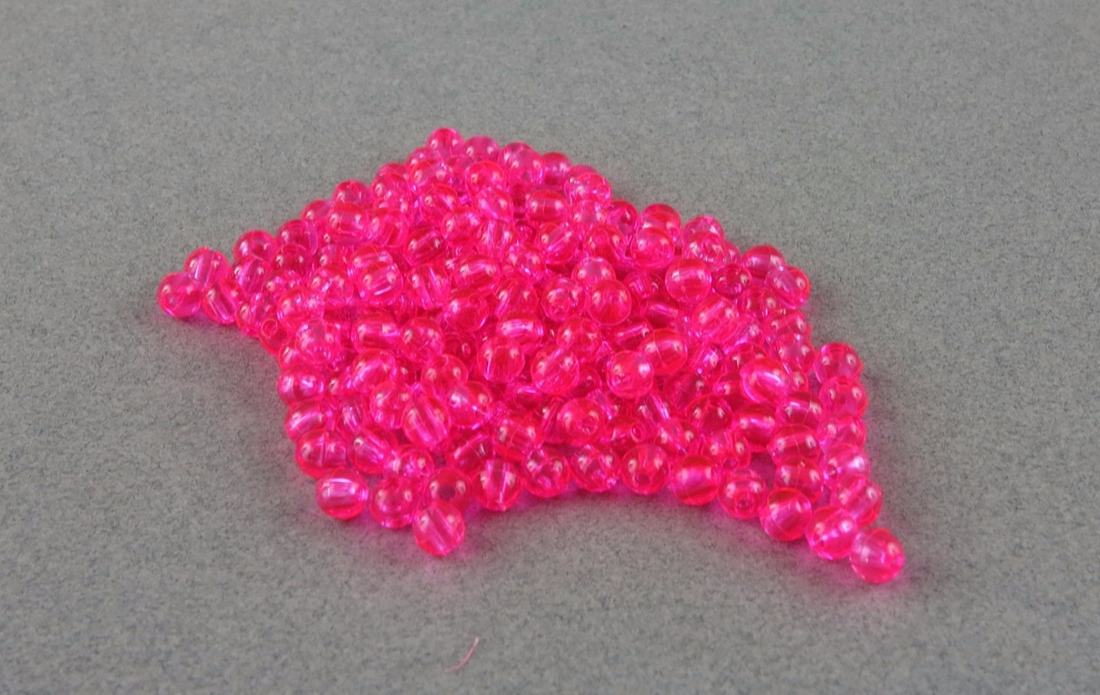 5mm 200 Count Round Fluorescent PINK Beads USA Fishing Tackle Free Shipping