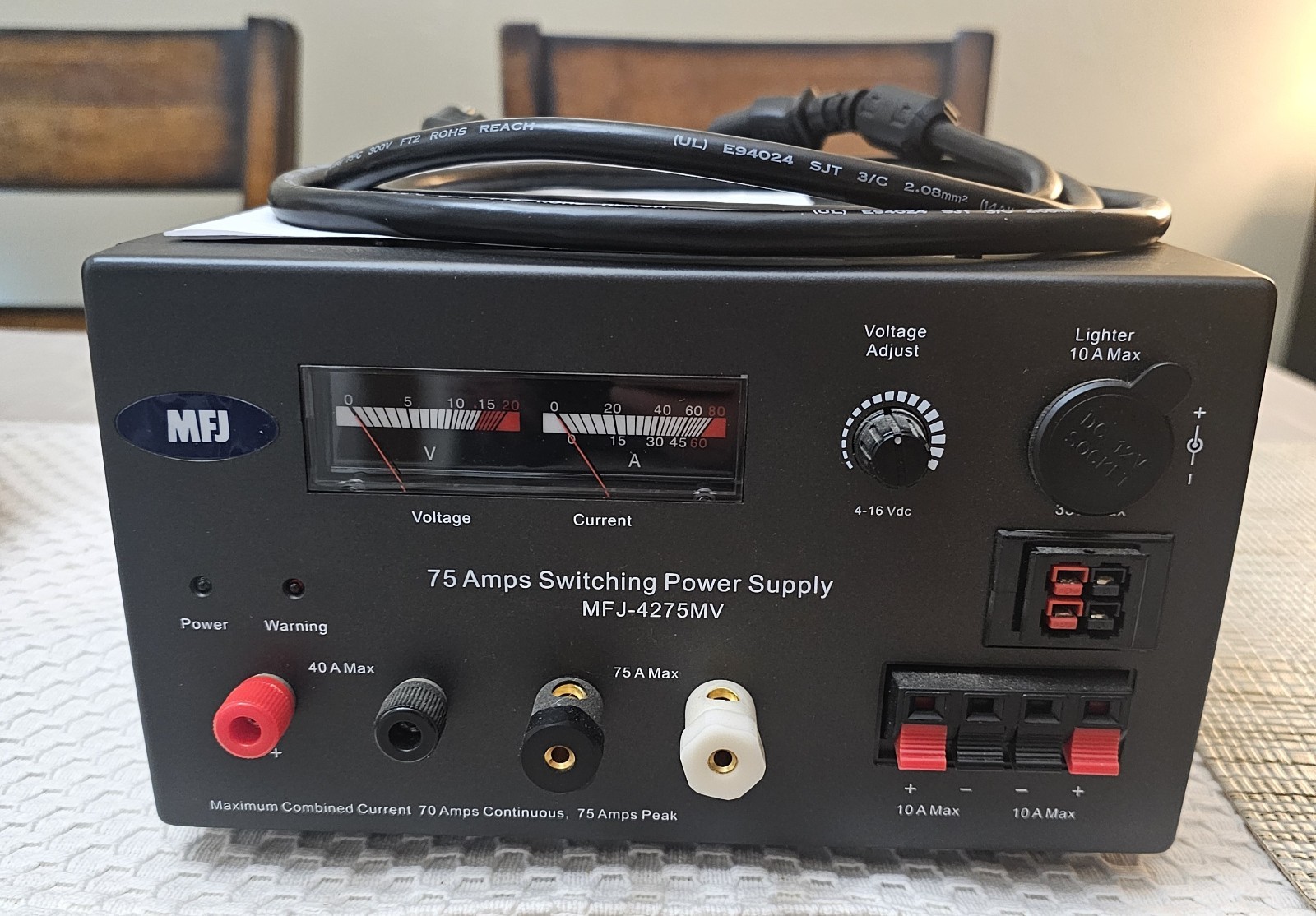 MFJ Enterprises MFJ-4275MV Heavy Duty 75-Amp Switching Power Supply Cord & Box